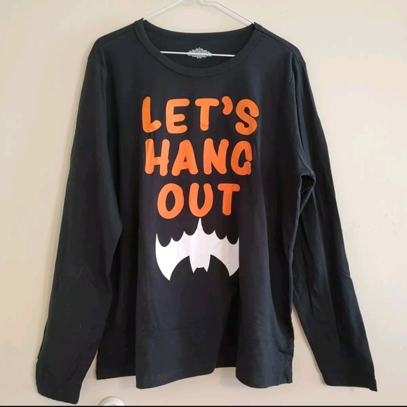 "Let's Hang Out" Unisex Adult Graphic Tee T-shirt Holiday Seasonal Size L & XL - Picture 1 of 5